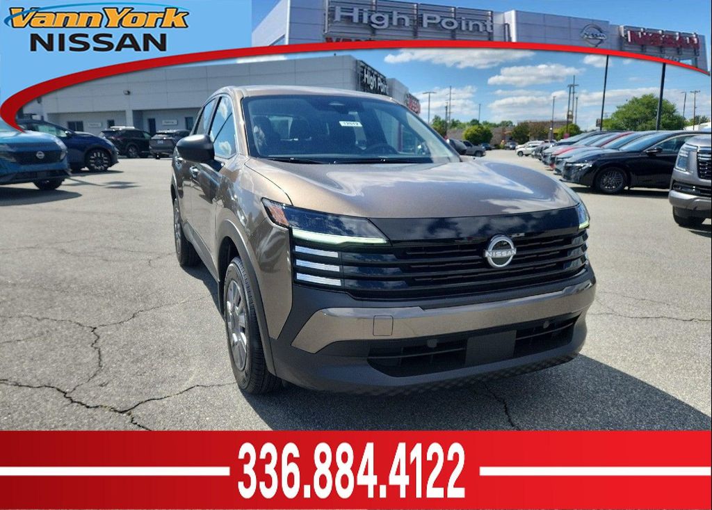 New 2026 Nissan Kicks S