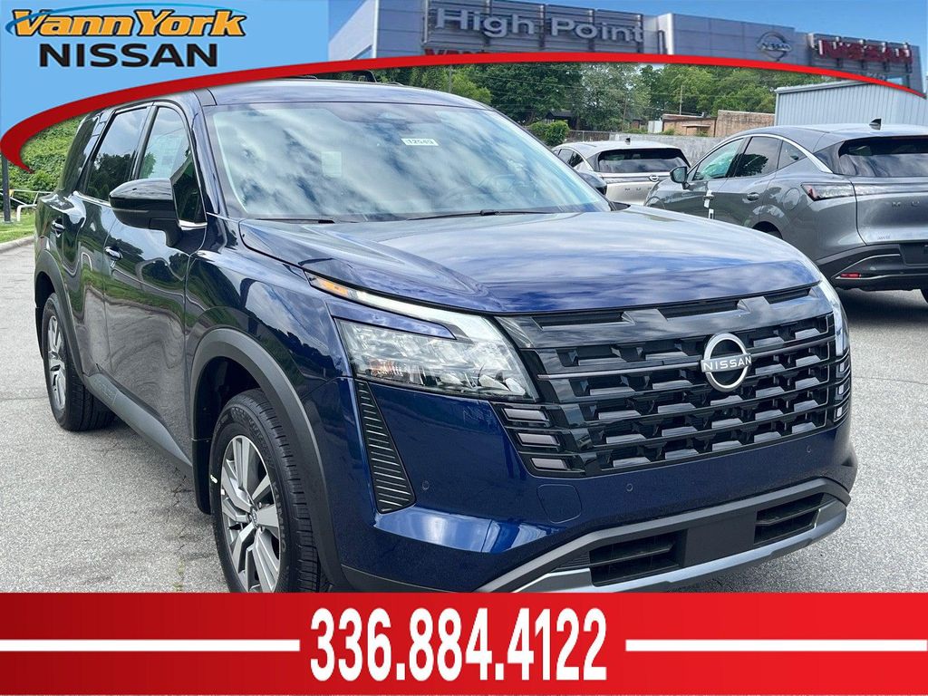 New 2026 Nissan Pathfinder SL
