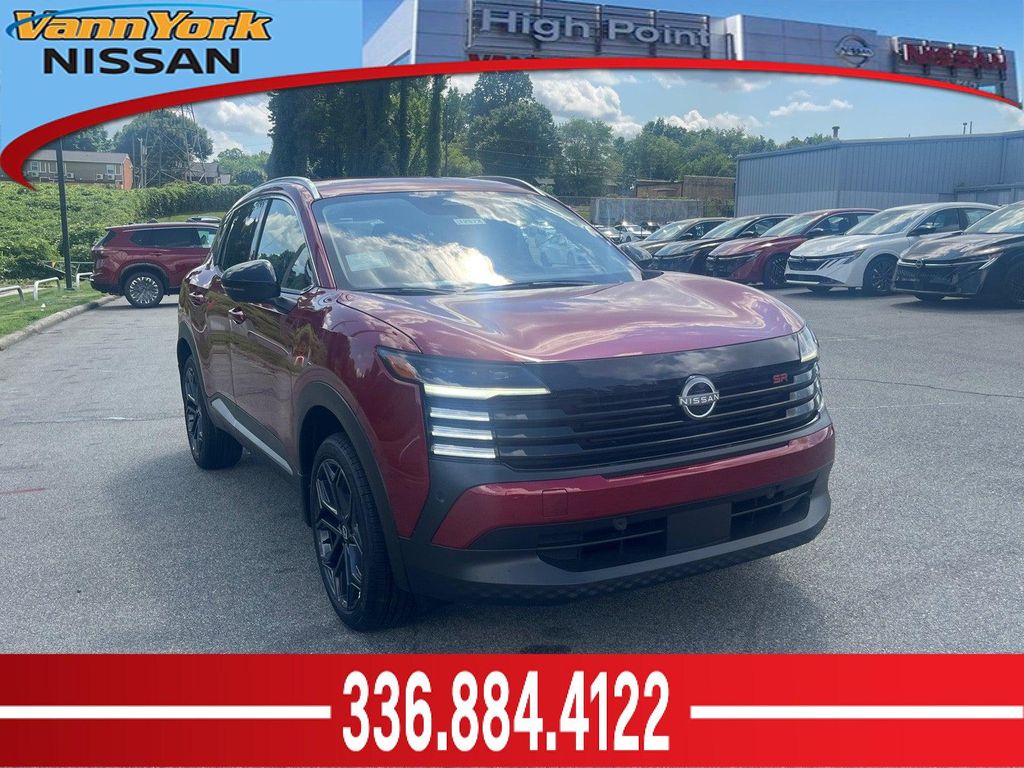New 2026 Nissan Kicks SR