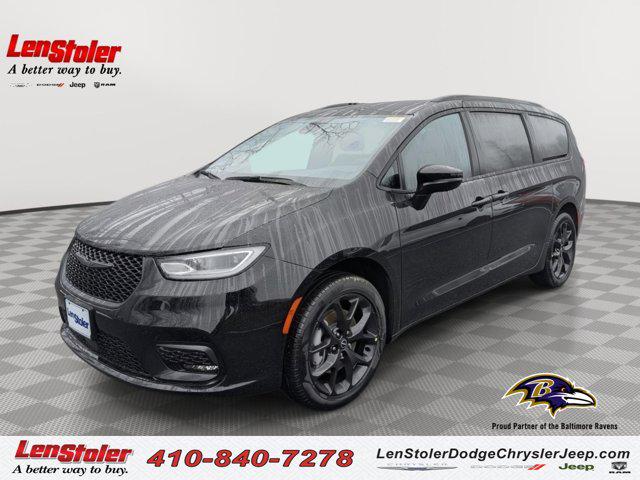 New 2026 Chrysler Pacifica L