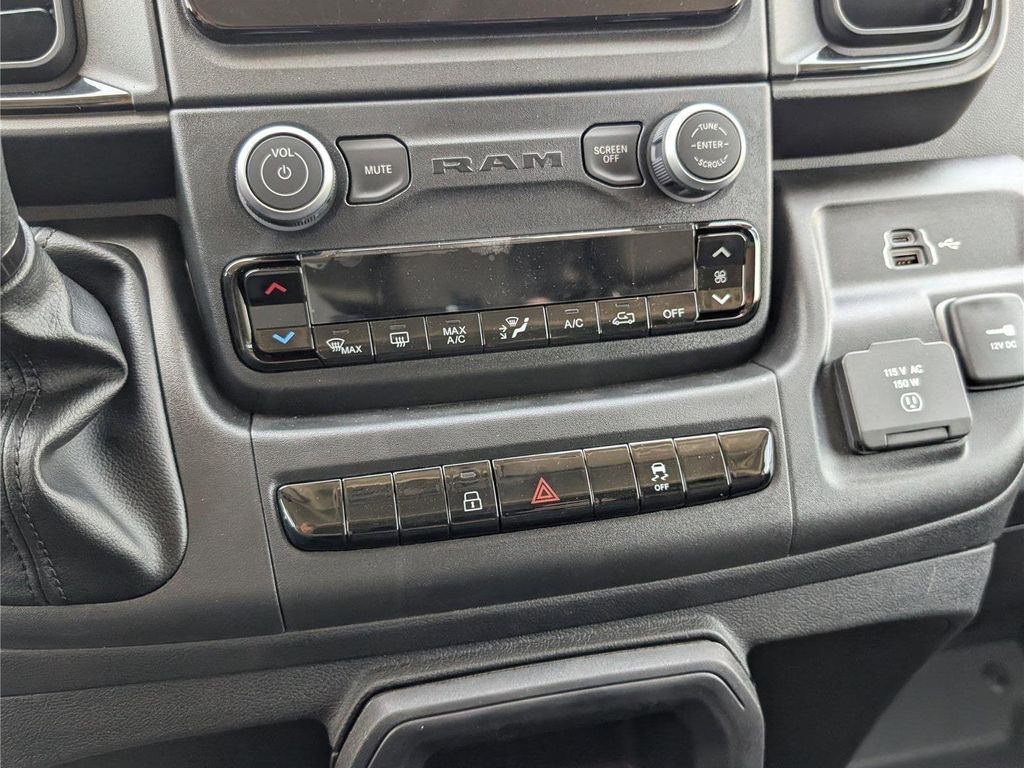 صورة مصغرة 18 لـ 2026 RAM PROMASTER 1500 BASE