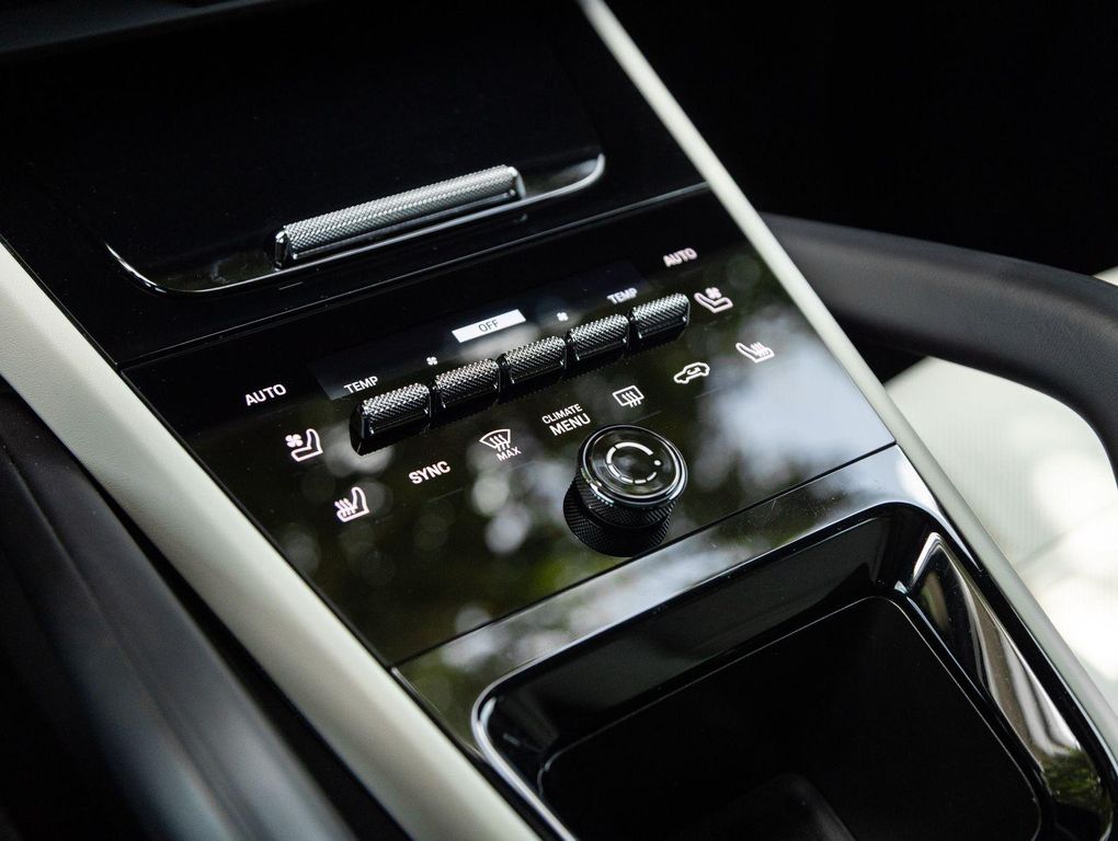 2025 Porsche CAYENNE CAYENNE E-HYBRID 缩略图 27