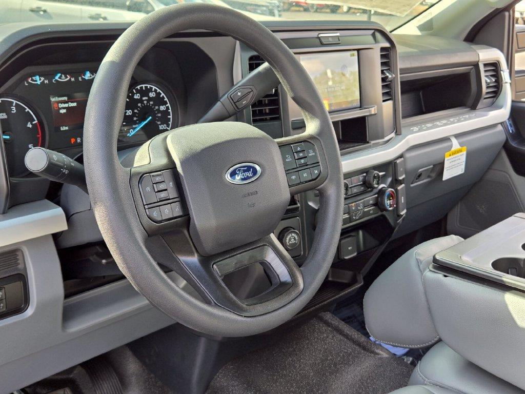 صورة مصغرة 11 لـ 2025 FORD F-350 XL