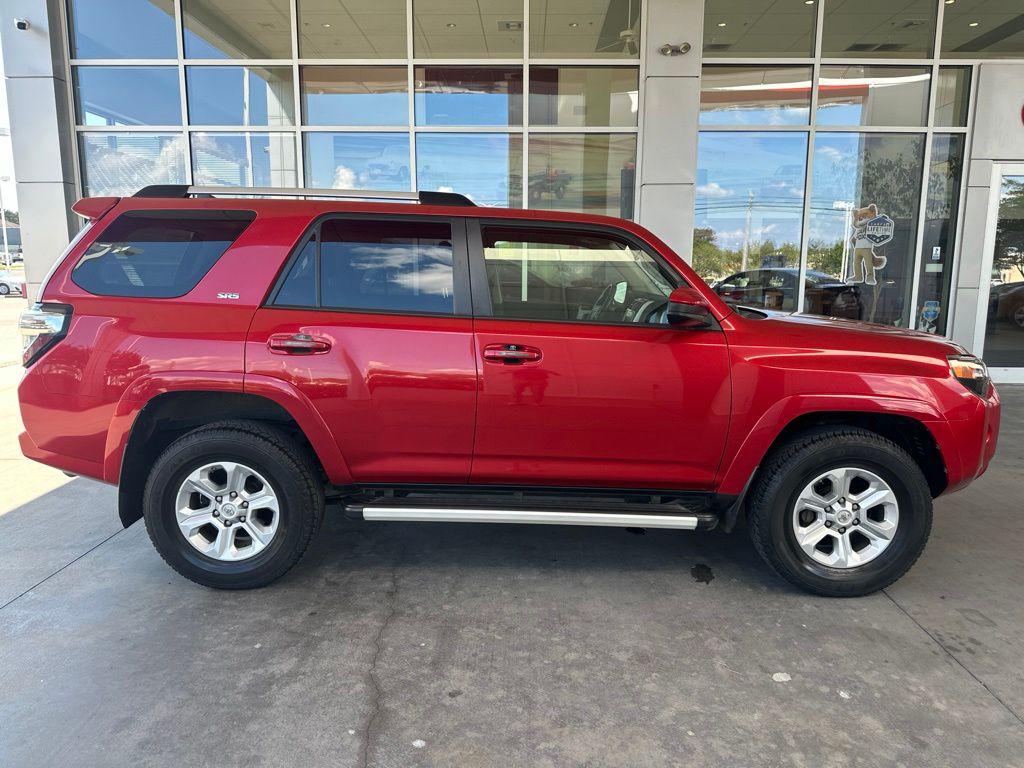 2021 Toyota 4RUNNER SR5 — фото 8