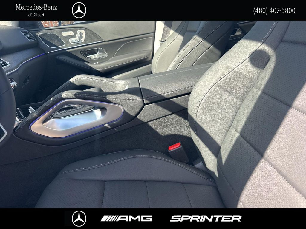 2026 Mercedes-BENZ GLE 缩略图 16