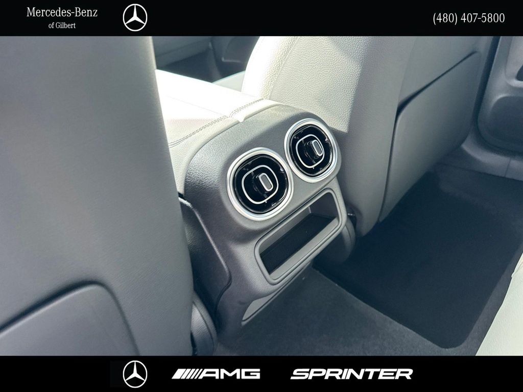 2026 Mercedes-BENZ GLC 缩略图 23