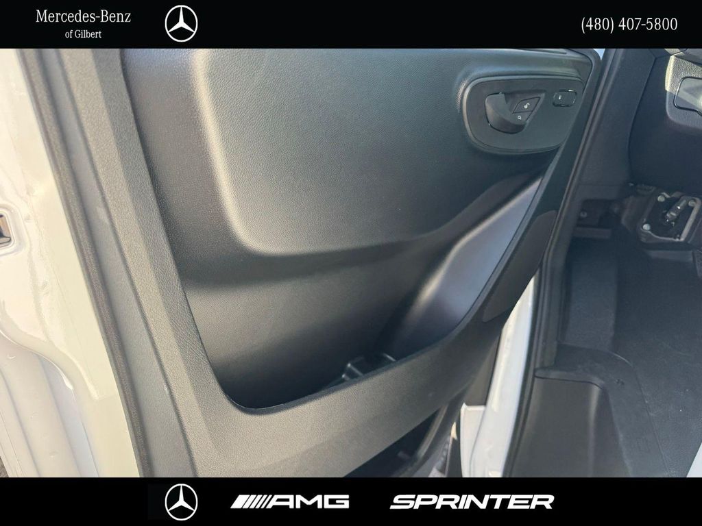 صورة مصغرة 13 لـ 2026 Mercedes-BENZ OTHERS