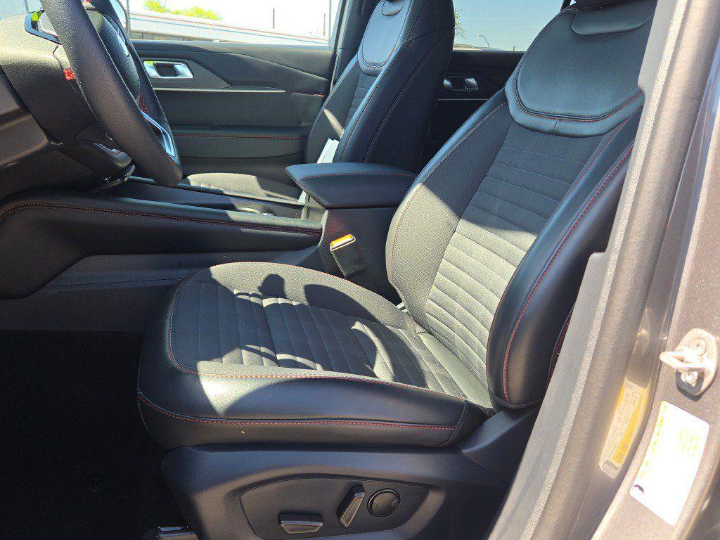2025 FORD EXPLORER ST-LINE 缩略图 23