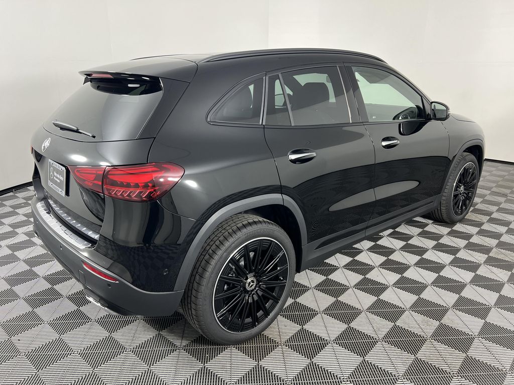 2026 Mercedes-BENZ GLA 照片 10
