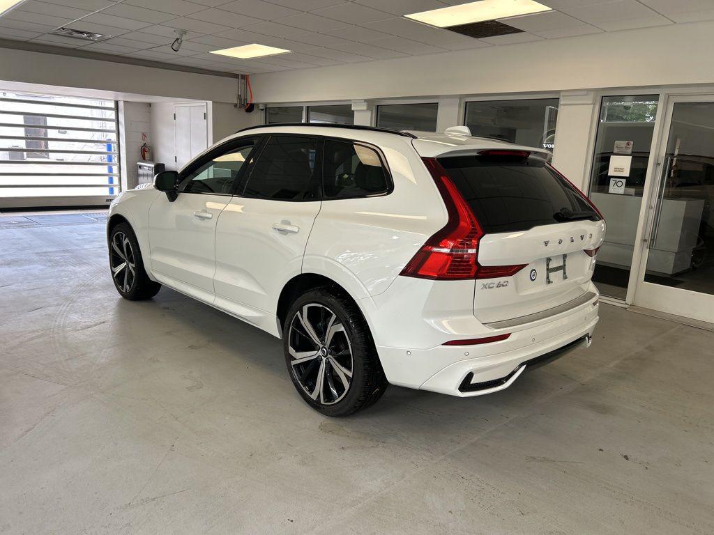 صورة 9 لـ 2025 Volvo XC60 B5 ULTRA