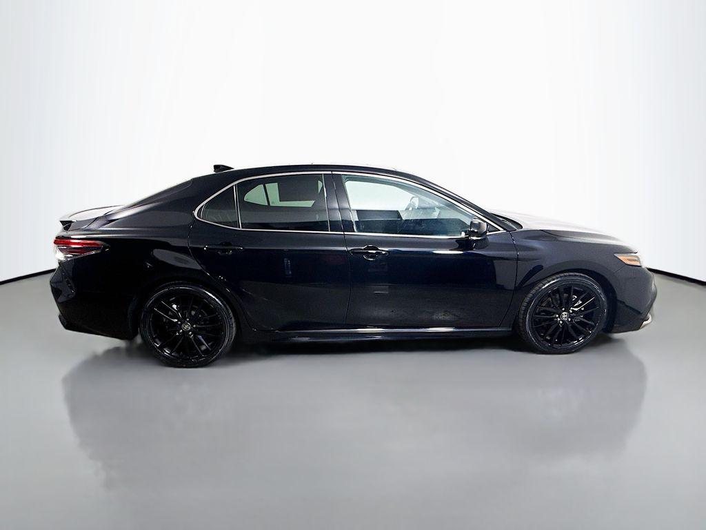 TOYOTA CAMRY XSE - 8