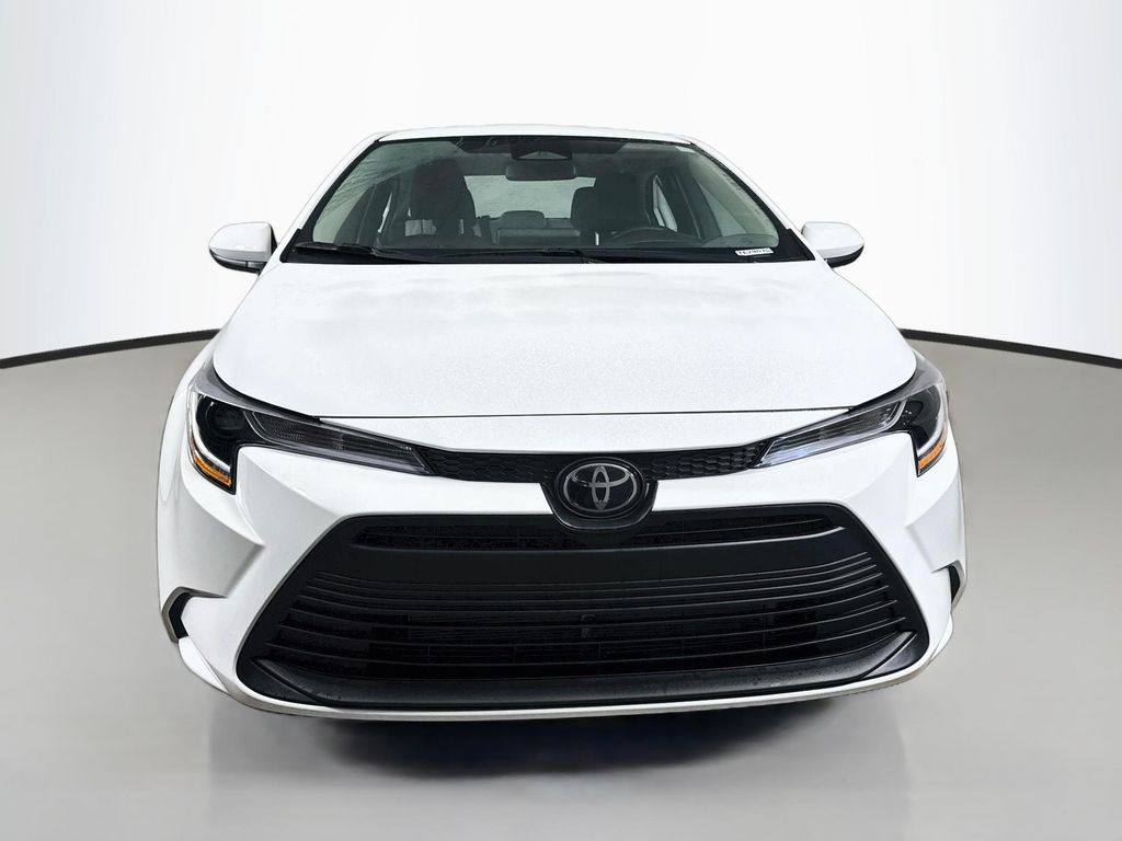 2027 Toyota COROLLA LE 照片 2