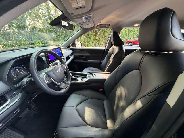 صورة مصغرة 16 لـ 2024 Toyota GRAND HIGHLANDER XLE