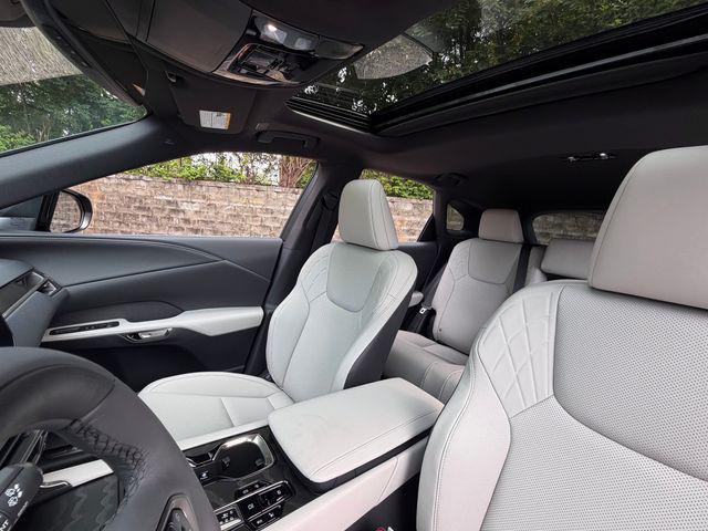 صورة مصغرة 23 لـ 2026 Lexus RX 350 PREMIUM