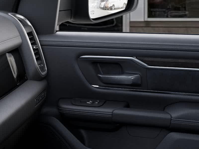 صورة مصغرة 25 لـ 2026 RAM 1500 LARAMIE