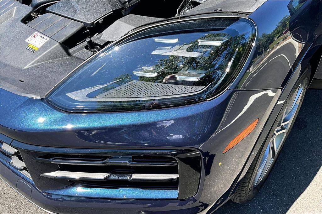 صورة مصغرة 32 لـ 2024 Porsche CAYENNE