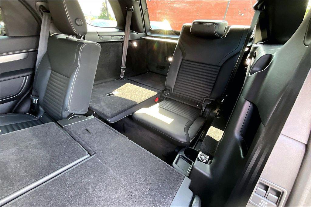 صورة مصغرة 29 لـ 2025 LAND Rover DISCOVERY P300 DYNAMIC SE