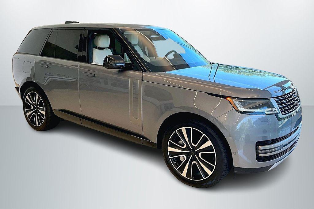 صورة 3 لـ 2026 LAND Rover RANGE ROVER P550E SE