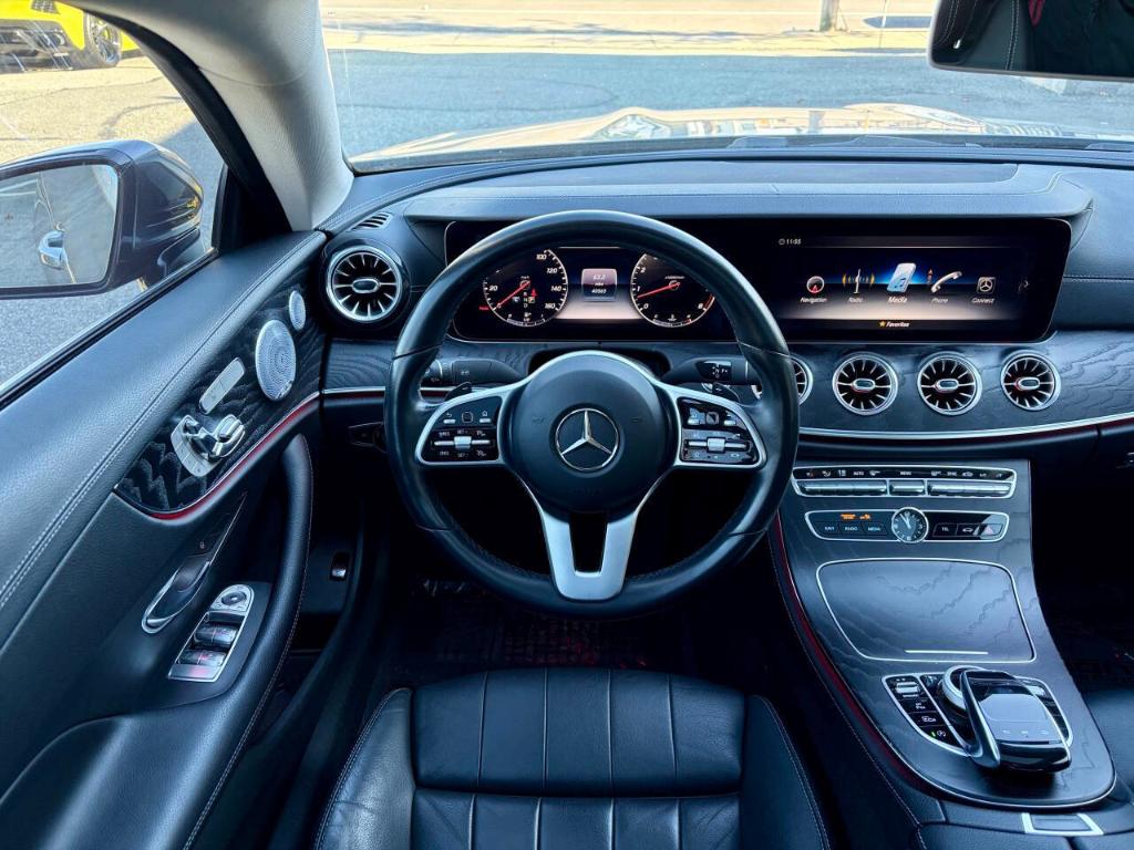 MERCEDES-BENZ E-CLASS - 10