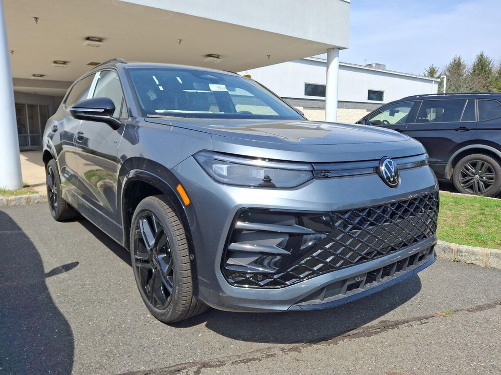 New 2026 Volkswagen Tiguan 2.0T SE R-Line Black 4MOTION