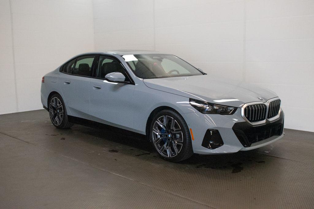 New 2027 BMW 530 i xDrive