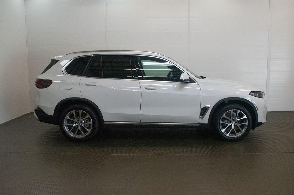 2026 BMW X5 XDRIVE40I — фото 3