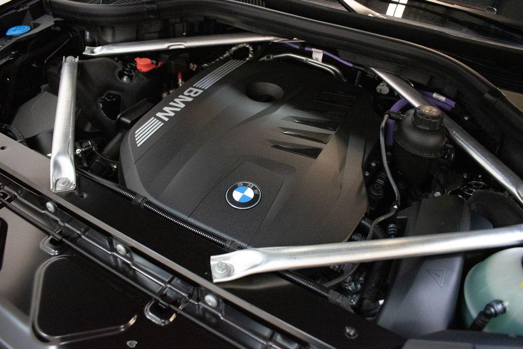 صورة 10 لـ 2026 BMW X7 XDRIVE40I