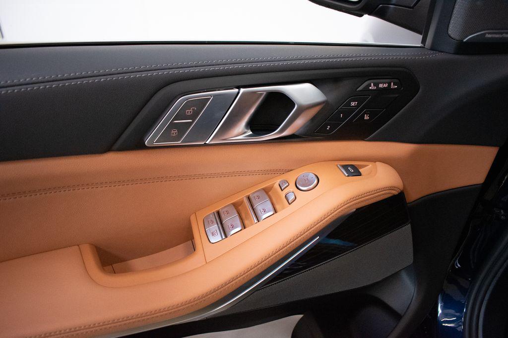 صورة مصغرة 23 لـ 2027 BMW X7 XDRIVE40I