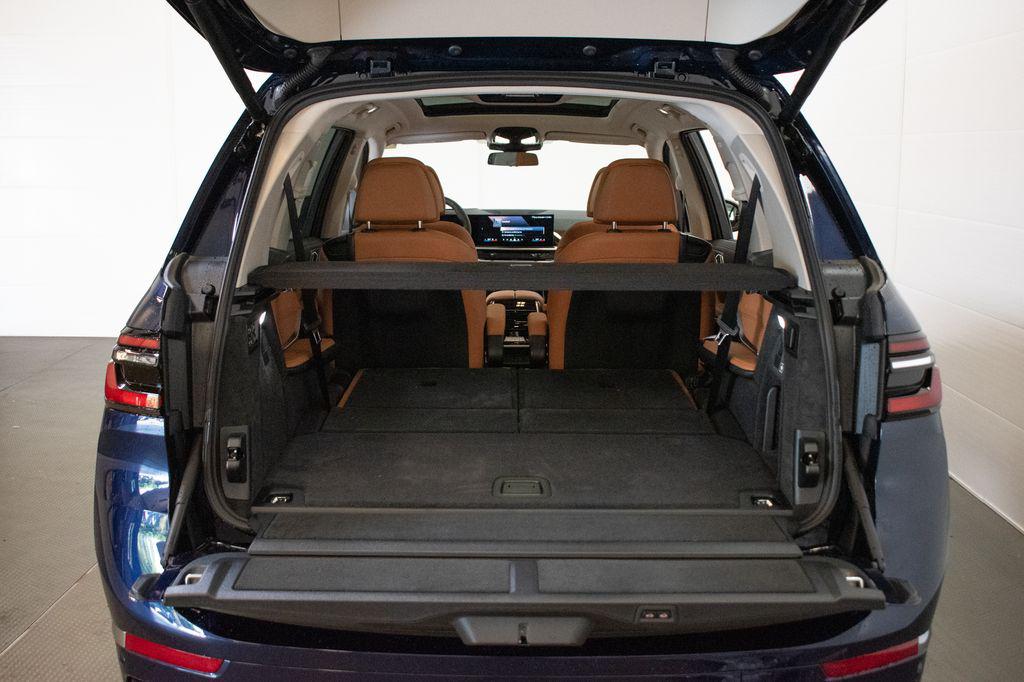 صورة مصغرة 26 لـ 2027 BMW X7 XDRIVE40I