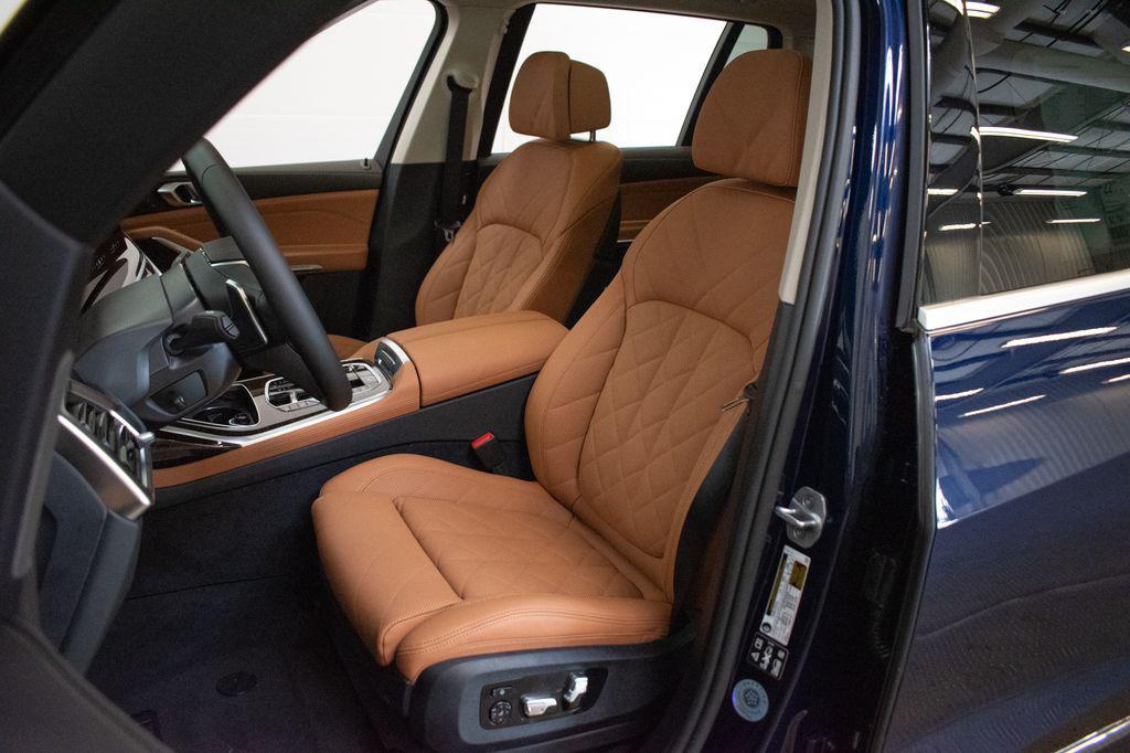 صورة مصغرة 21 لـ 2027 BMW X7 XDRIVE40I