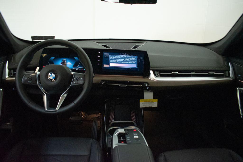 صورة مصغرة 11 لـ 2026 BMW X1 XDRIVE28I