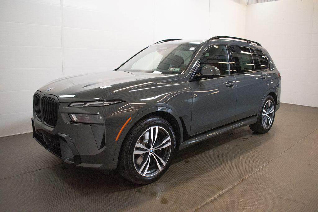 صورة 8 لـ 2027 BMW X7 XDRIVE40I