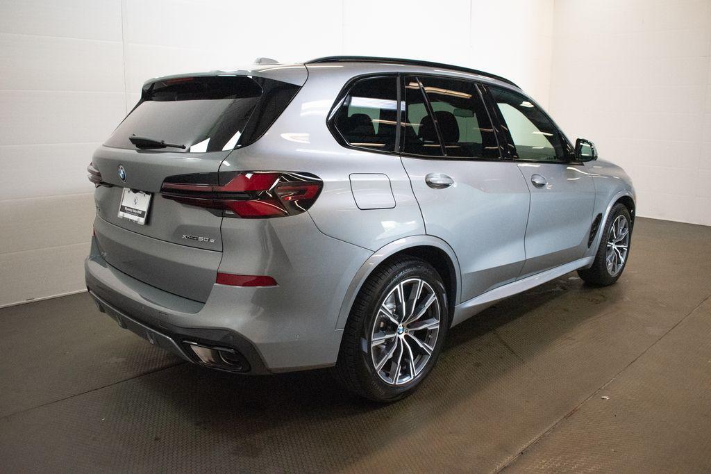 2026 BMW X5 PHEV XDRIVE50E — фото 4