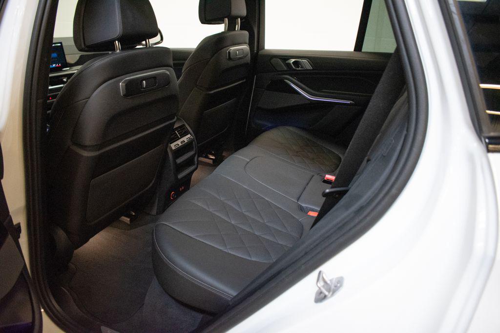 صورة مصغرة 24 لـ 2024 BMW X5 M60I