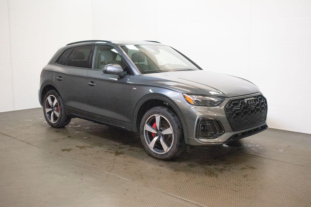 صورة 1 لـ 2024 AUDI Q5 45 S LINE PRESTIGE