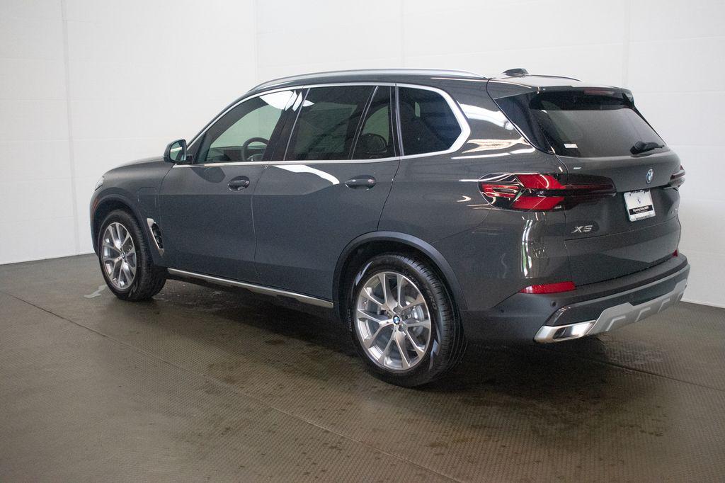 صورة 6 لـ 2026 BMW X5 PHEV XDRIVE50E