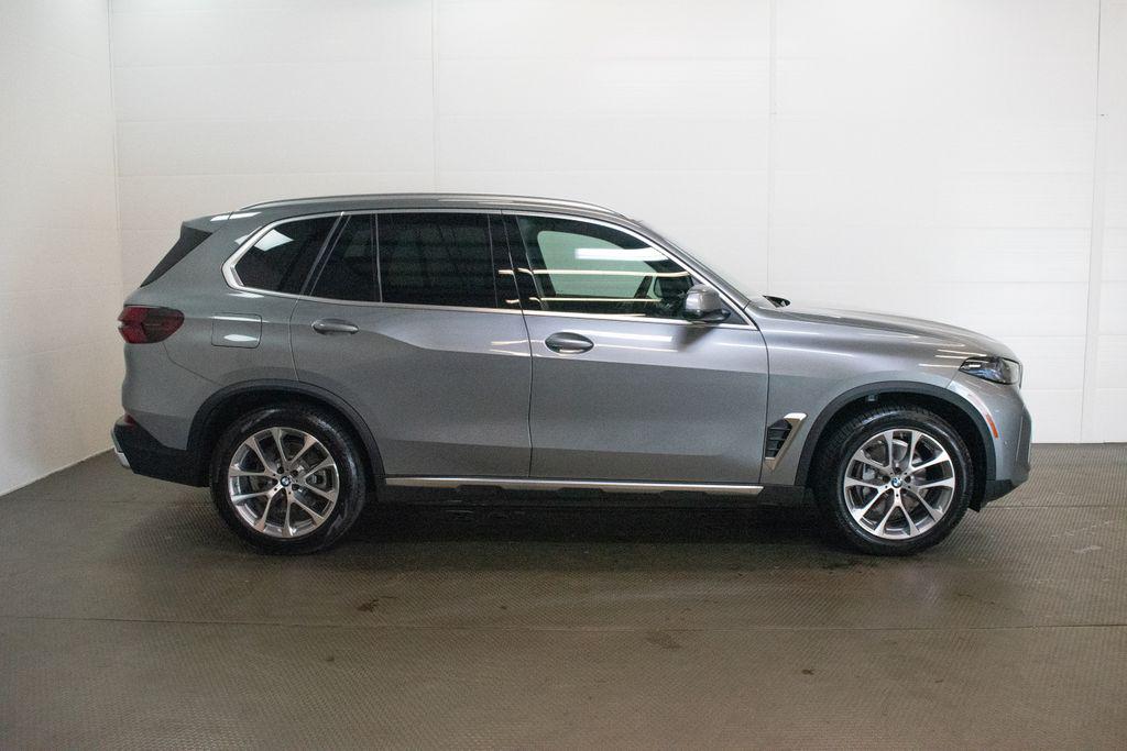 صورة 3 لـ 2026 BMW X5 XDRIVE40I
