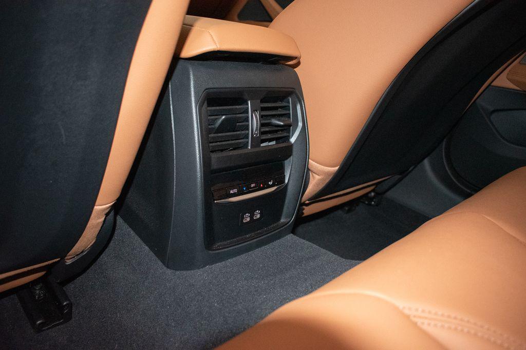 صورة مصغرة 24 لـ 2025 BMW M440 I XDRIVE