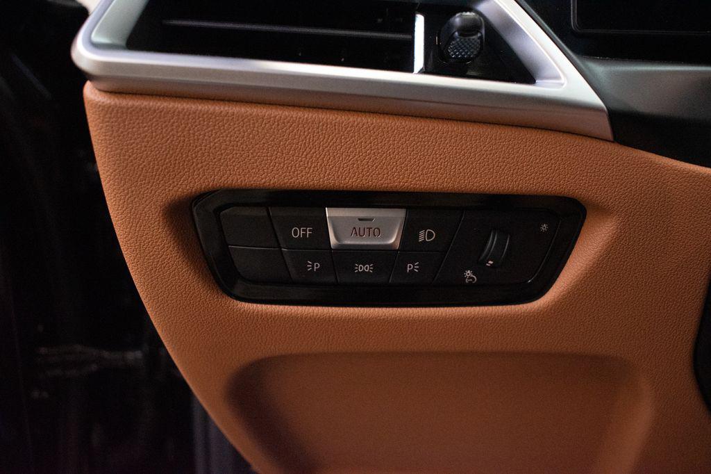 2026 BMW 330 XDRIVE NA — миниатюра 19