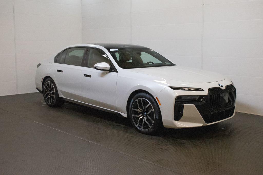 New 2026 BMW 740 xDrive