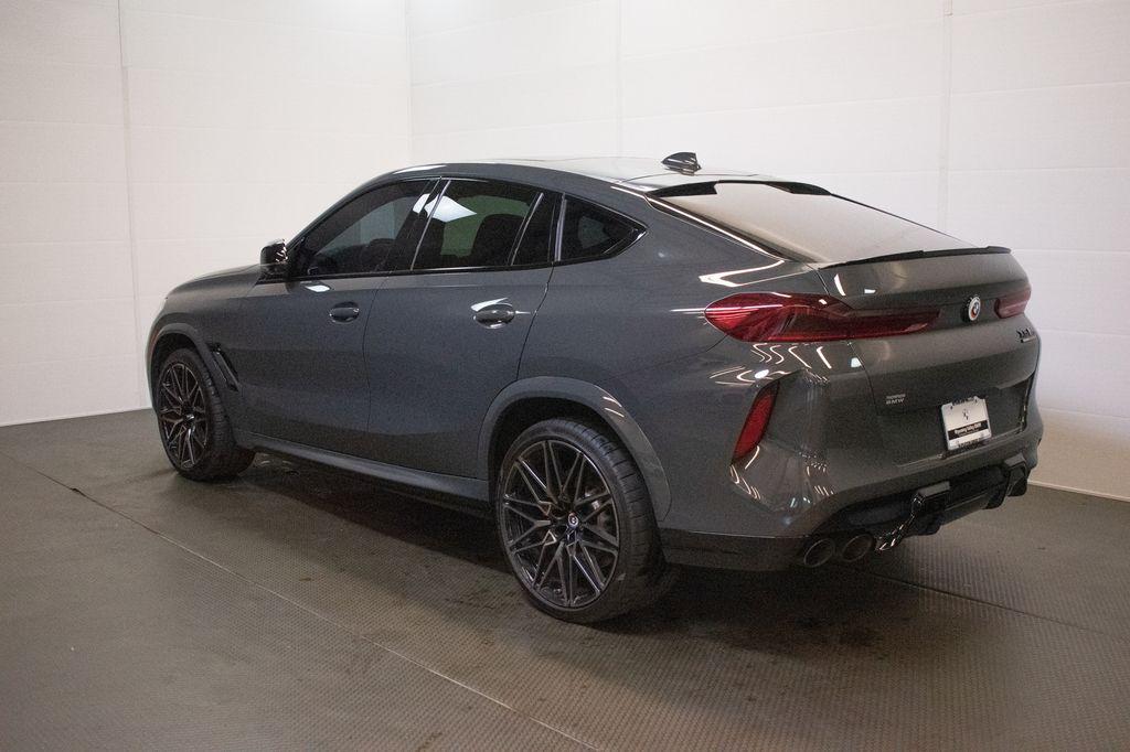صورة 6 لـ 2023 BMW X6 M BASE