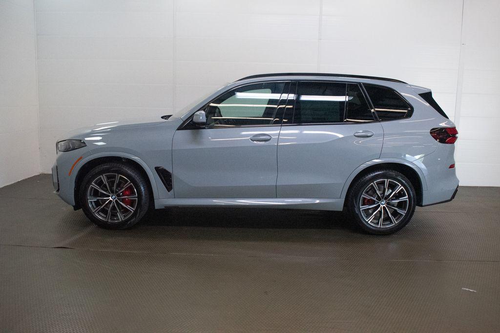 صورة 7 لـ 2026 BMW X5 XDRIVE40I