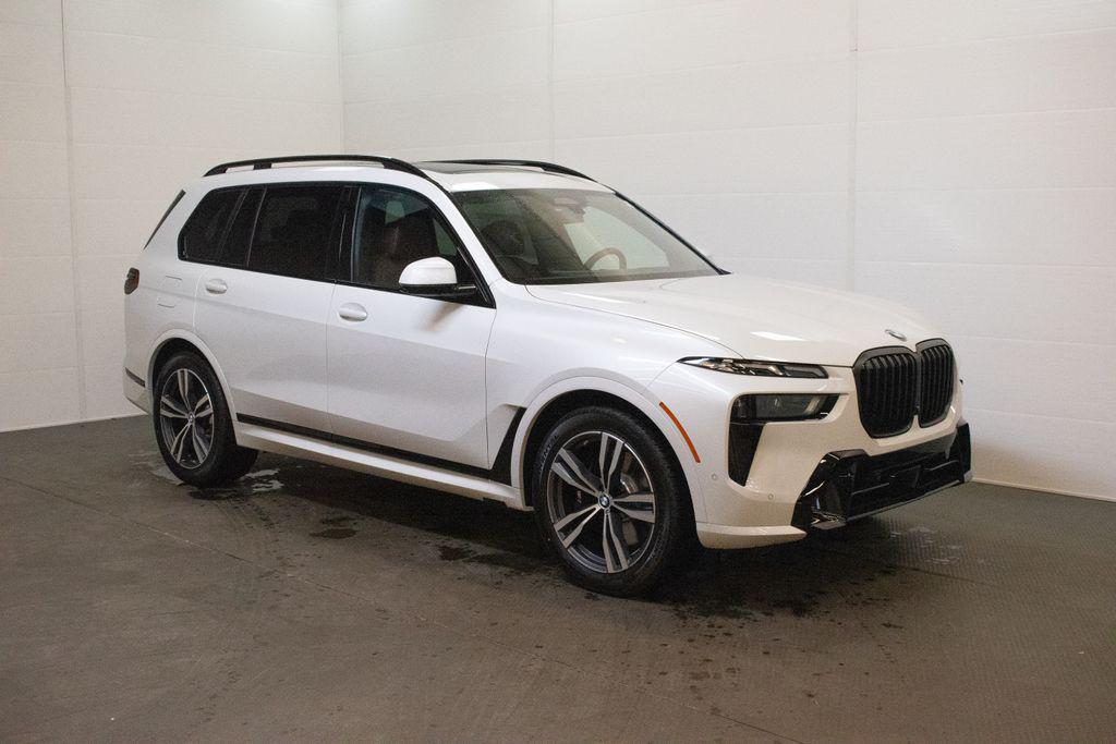 New 2026 BMW X7 xDrive40i