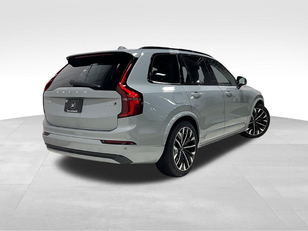صورة 5 لـ 2026 Volvo XC90 ULTRA DARK THEME, B6 AWD GAS (MILD HYBRID), G