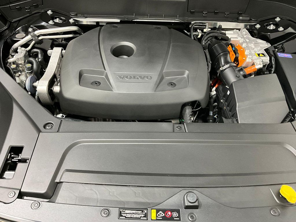 2026 Volvo XC90 PLUG-IN HYBRID ULTRA, T8 AWD, ELECTRIC/GASOLI photo 10