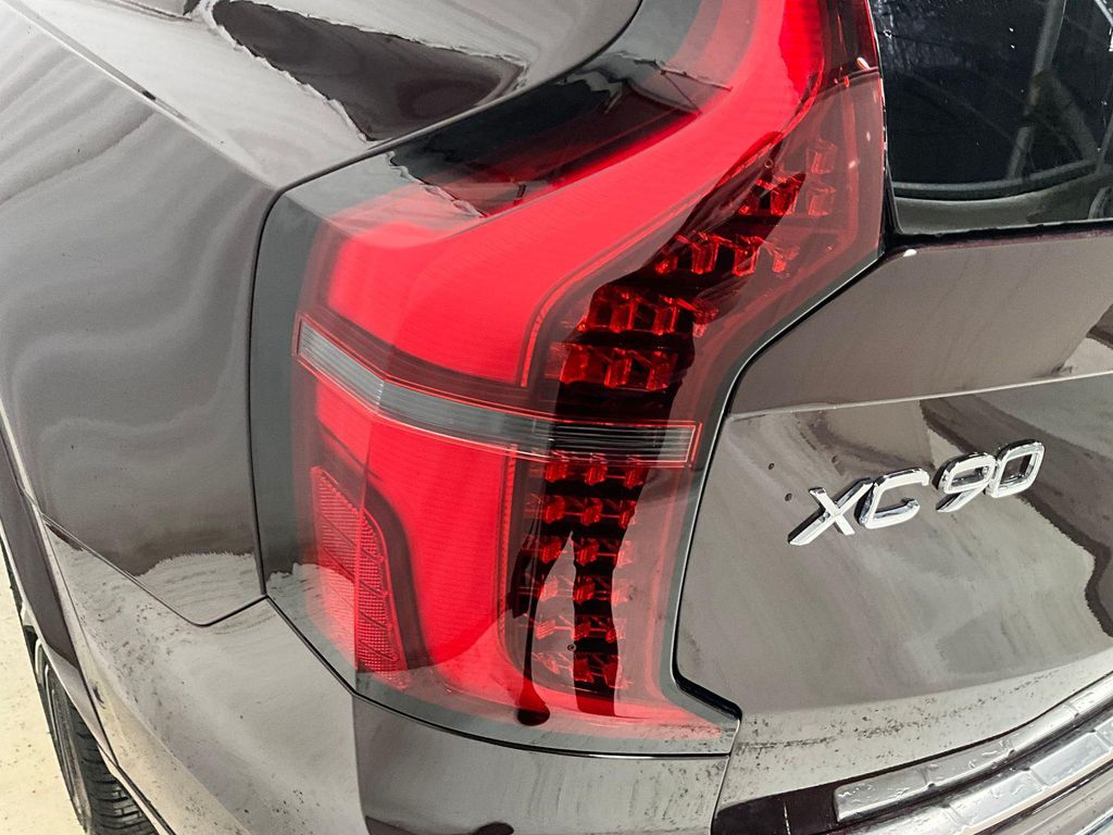 2026 Volvo XC90 PLUS, B6 AWD GAS (MILD HYBRID), GASOLINE, BRI — миниатюра 28