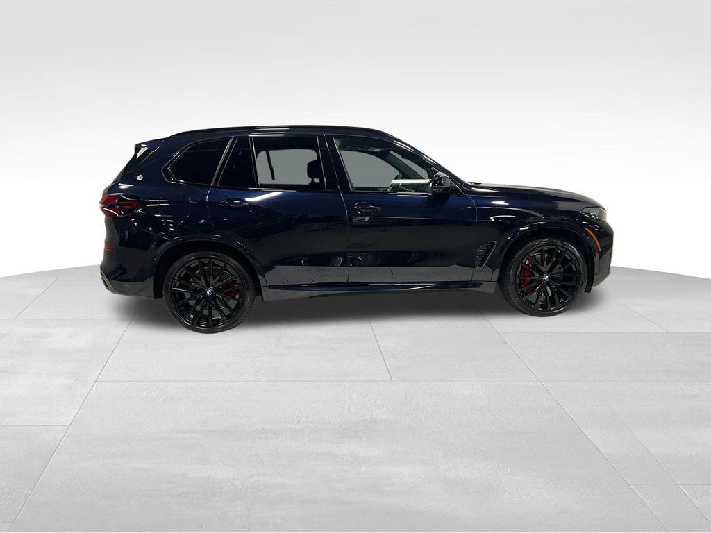 2025 BMW X5 M60I — фото 4