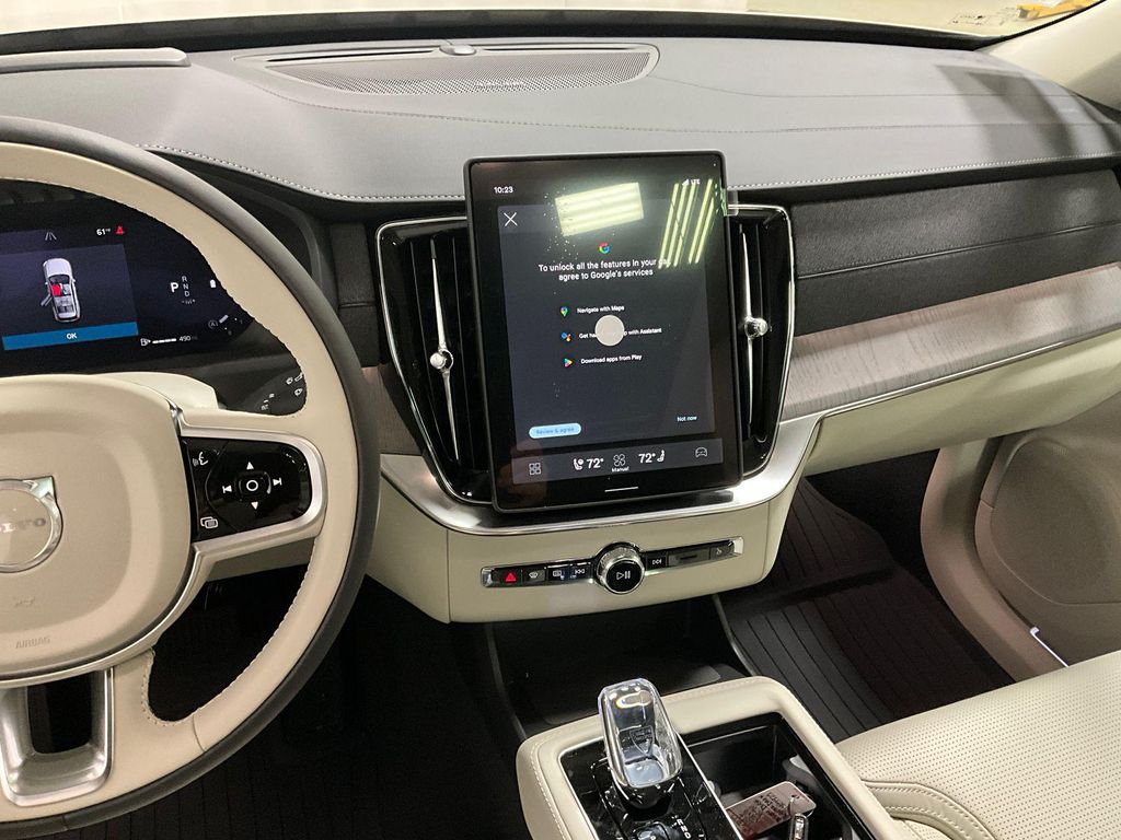 2026 Volvo XC90 ULTRA DARK THEME, B6 AWD GAS (MILD HYBRID), G — фото 8