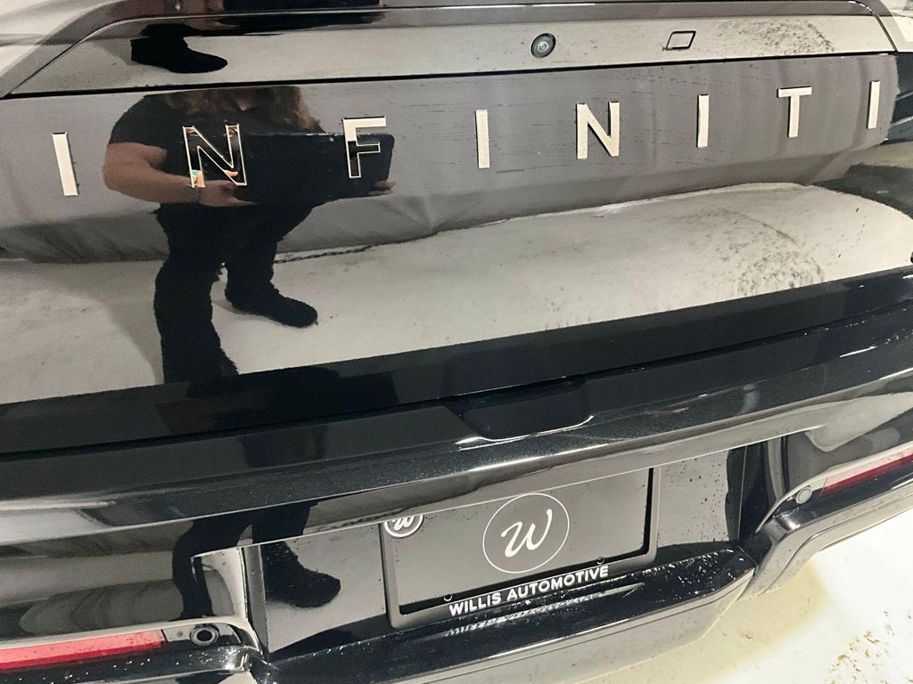 2027 Infiniti QX80 AUTOGRAPH — миниатюра 30