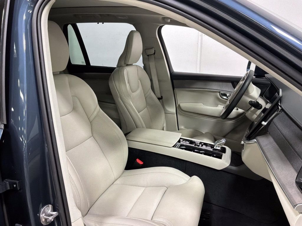 2026 Volvo XC90 ULTRA, B6 AWD GAS (MILD HYBRID), GASOLINE, BR — фото 8
